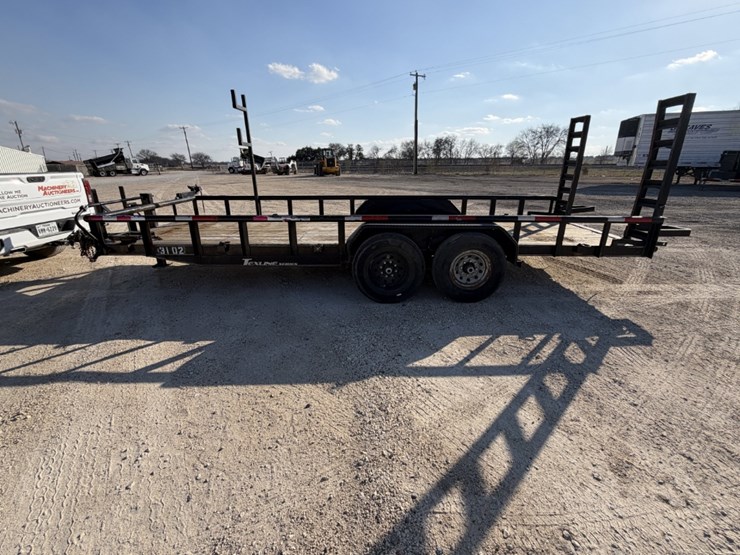 2023-texline-bobcat-hauler-image-7