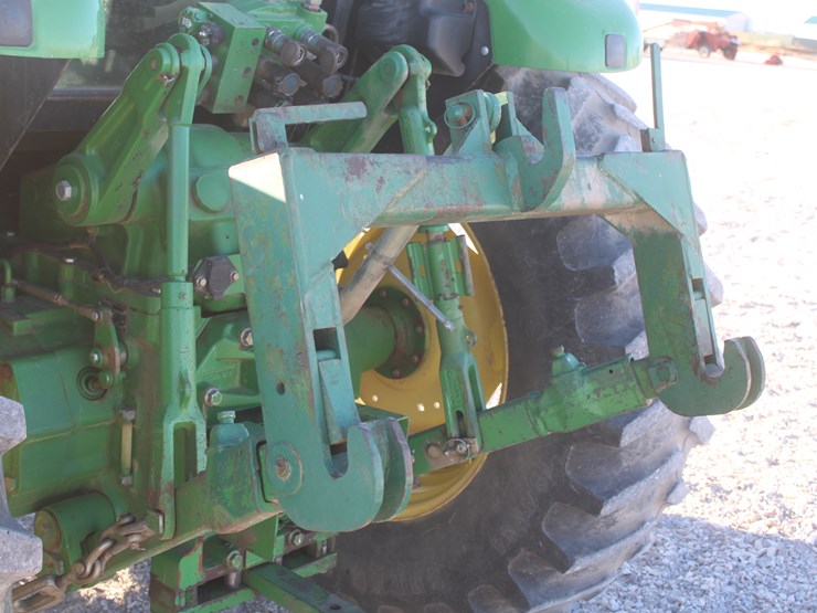 2011-john-deere-6115d-image-27