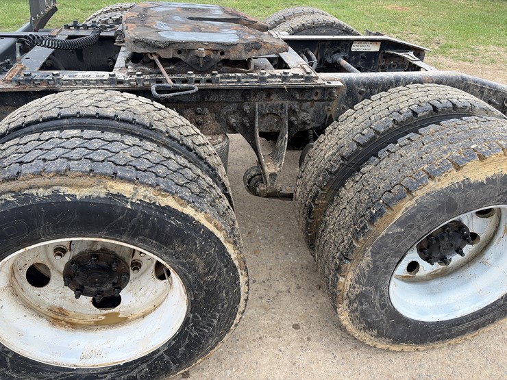 2012-international-prostar-image-6