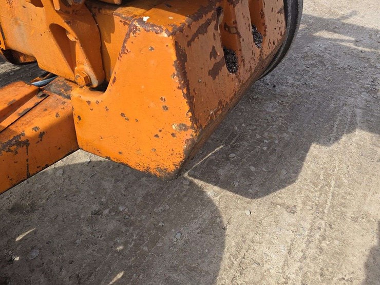 1982-ford-540-image-22