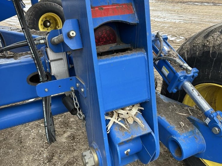 2019-landoll-7833-40-image-48