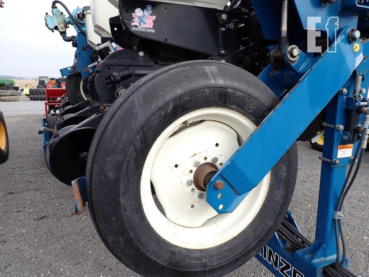 kinze-3600-image-4