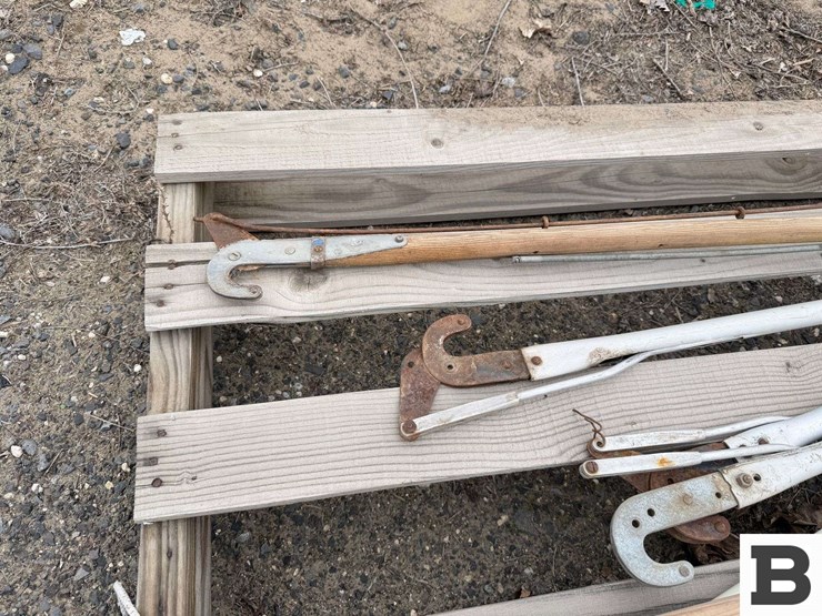 mechanical-pruning-pole-hooks-image-5