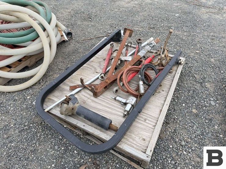 pto-driveline,-tractor-top-links,-roll-over-bar,-air-powered-tools-image-3