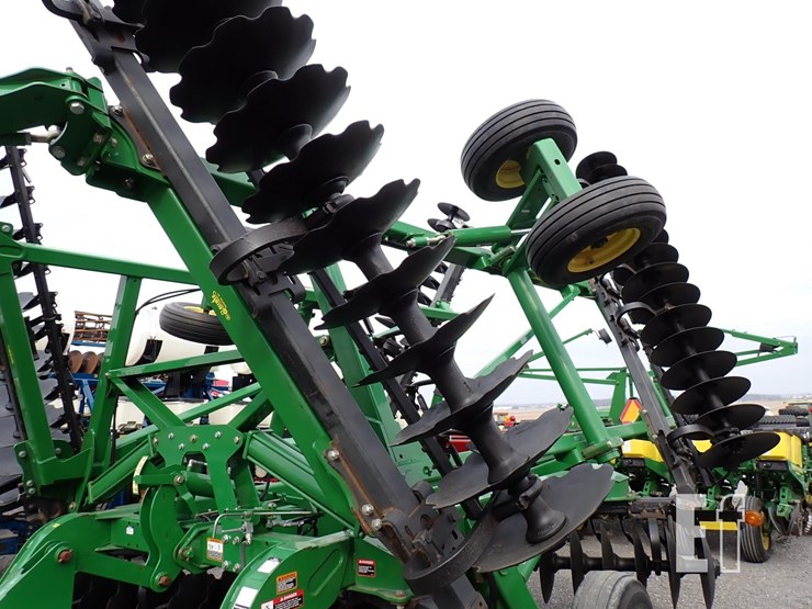 john-deere-2623-image-19