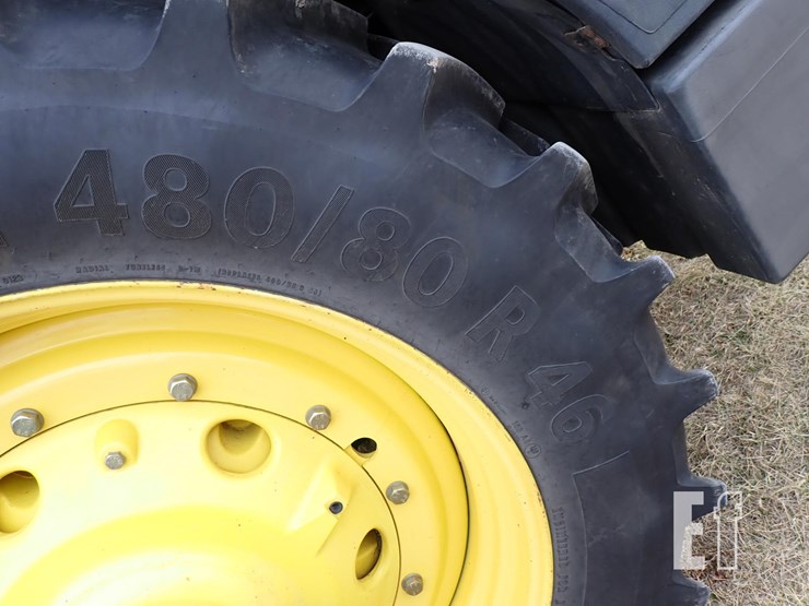 john-deere-8200-image-9