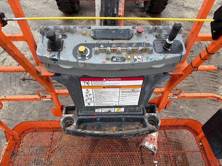 jlg-450aj-image-12
