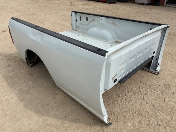 2024-dodge-truck-bed-image-2