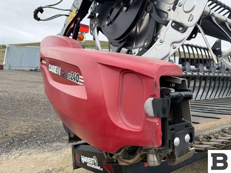 2023-mac-don-fd240-image-26