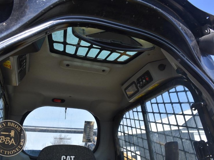 2017-caterpillar-289d-image-46