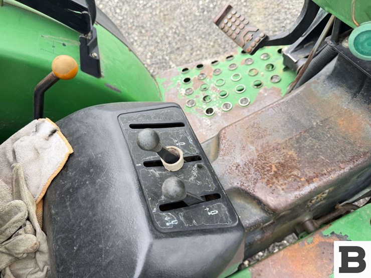 2003-john-deere-5320n-image-50