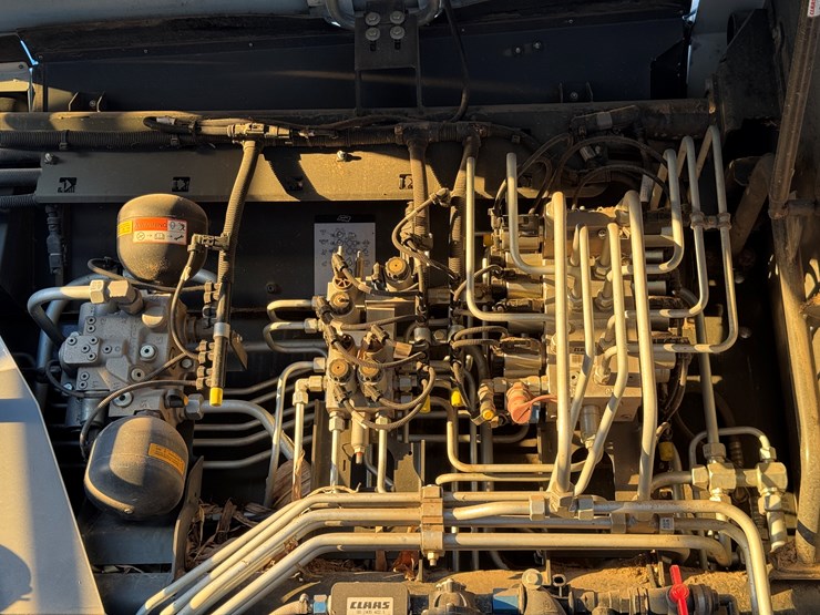 claas-jaguar-970-image-73