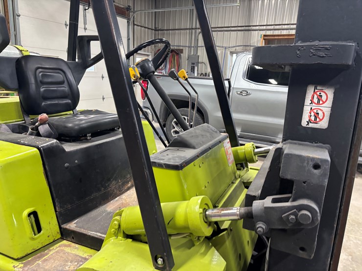 #2306-•-clark-c500-forklift-image-22