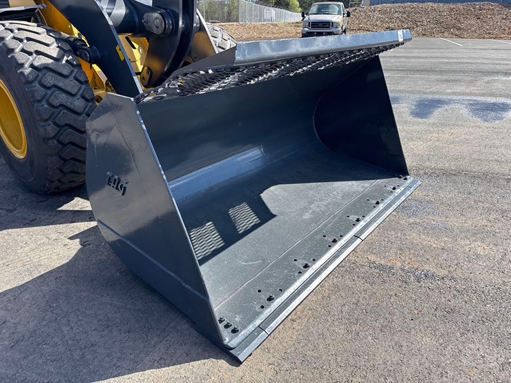 2018-deere-524k-image-8