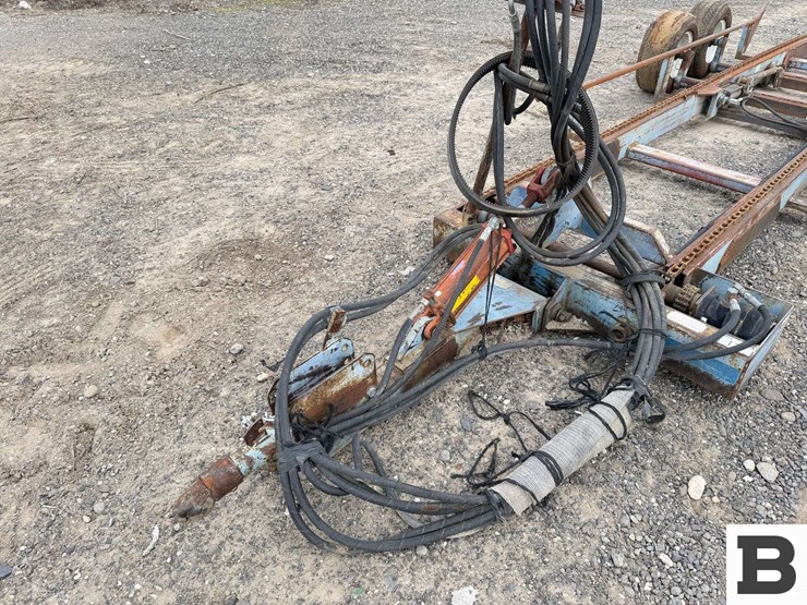 blueline-mfg.-16'-bin-trailer-image-8