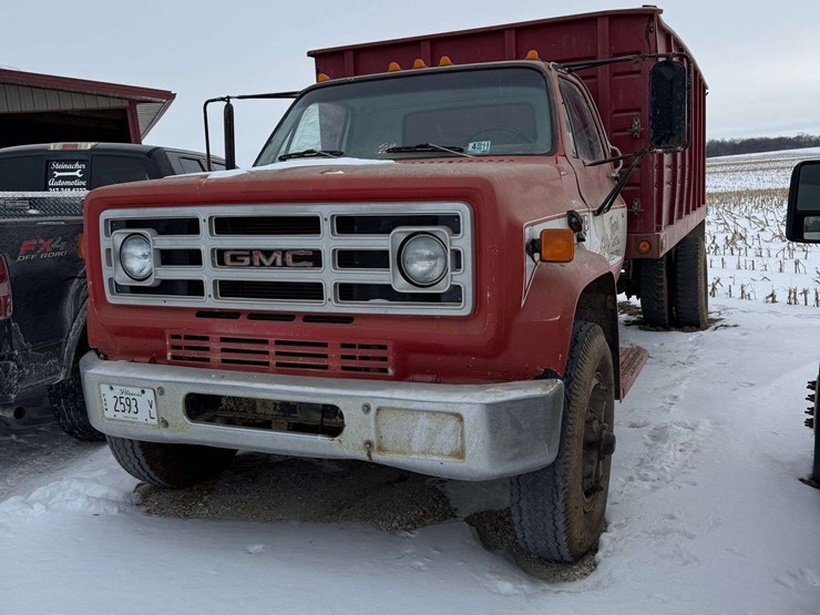 1989-gmc-7000-image-2