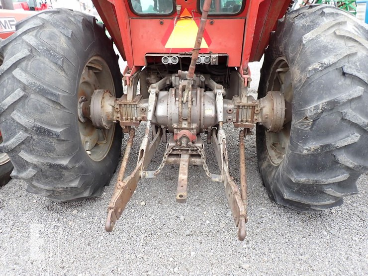massey-ferguson-1085-image-12