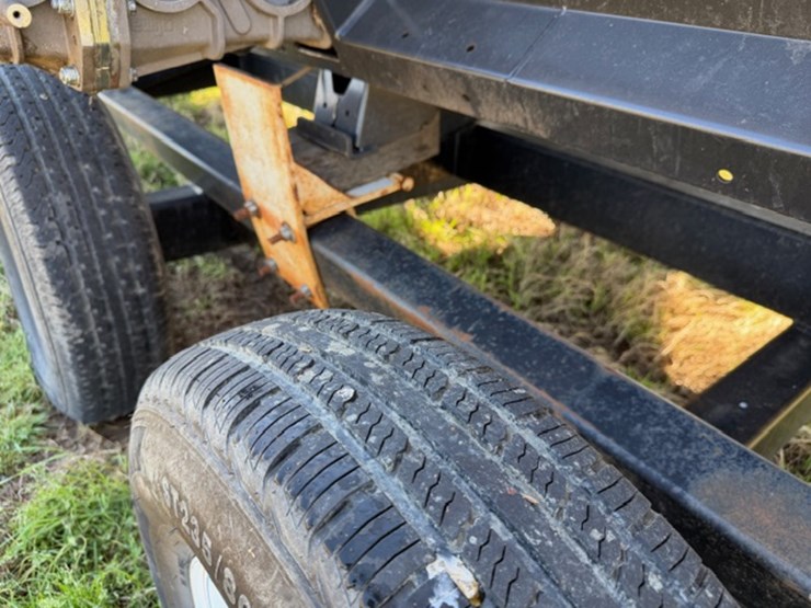 #2642-•-texas-industry-40'-header-trailer-image-4