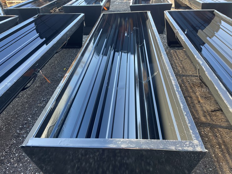 #3002-•-cattle-feed-trough-image-5