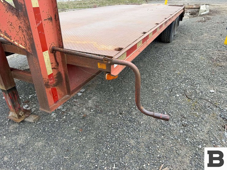 1993-donahue-uf-24-b-20'-gooseneck-flatbed-trailer-image-10