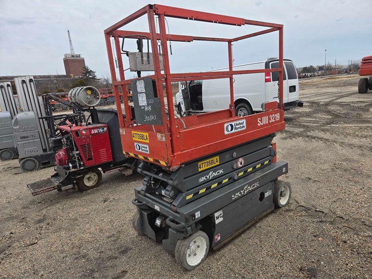 2017-skyjack-sjiii3219-image-8