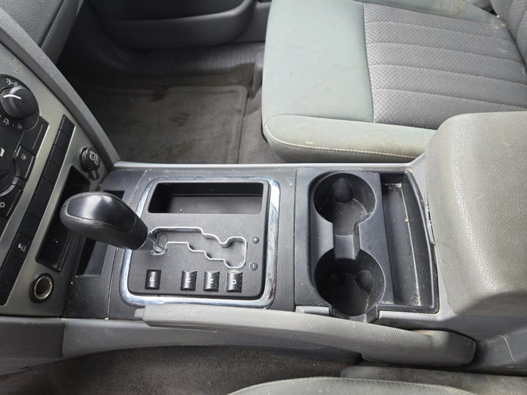 2006-jeep-grand-cherokee-laredo-image-22