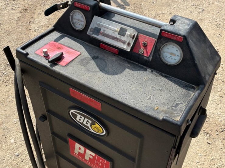 bg-pf5-high-output-power-flush-and-fluid-exchange-system-image-1