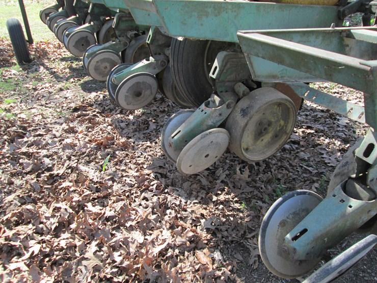 john-deere-7100-image-12