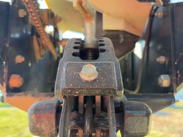 2009-kinze-3600-image-33