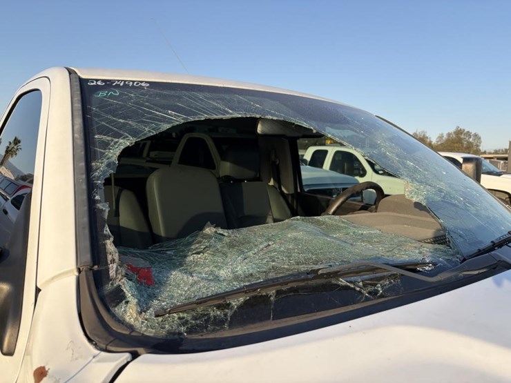 2016-dodge-2500-image-29