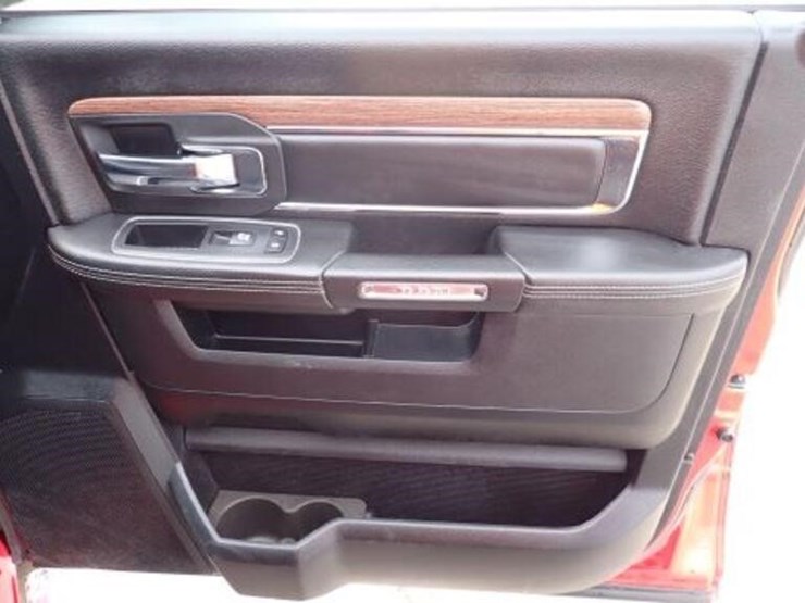 2018-dodge-ram-1500-image-40