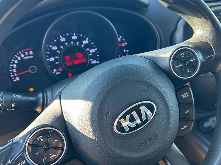 2019-kia-soul-4dr-hatchback-image-18