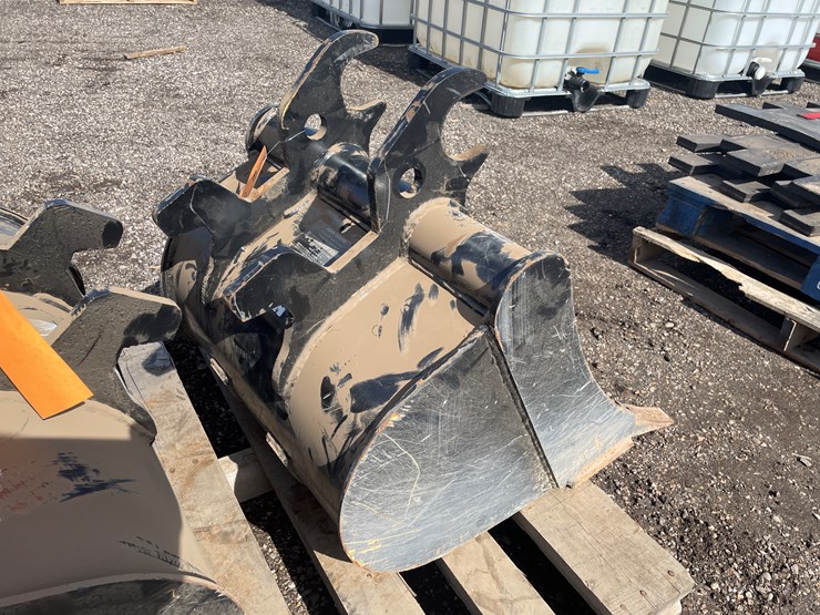 john-deere-24-image-4