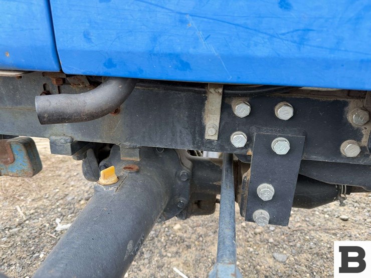 new-holland-t1520-image-15