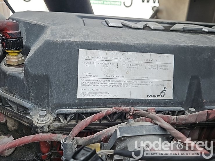 2021-mack-mack-anthem-t64-6x4-truck-tractor,-day-cab,-mp-7-425hp-diesel-engine,-automatic-m-drive-transmission-image-31