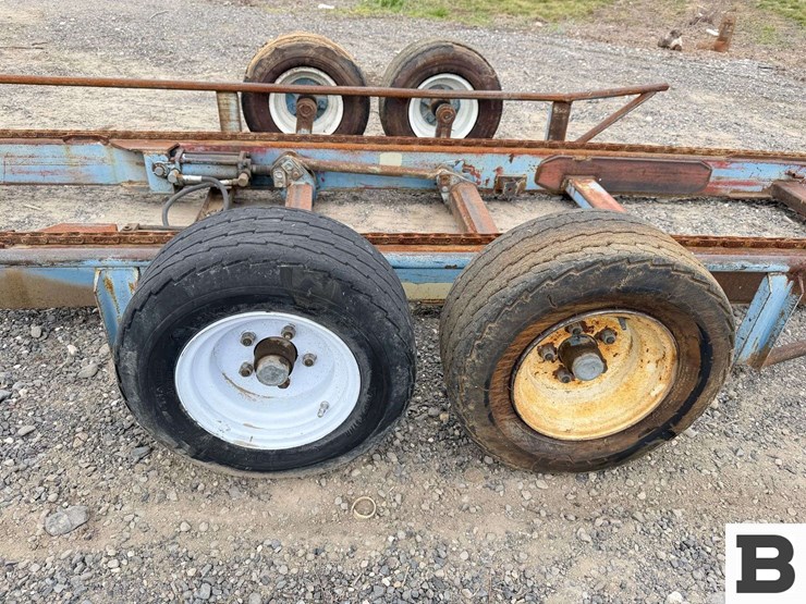 blueline-mfg.-16'-bin-trailer-image-16