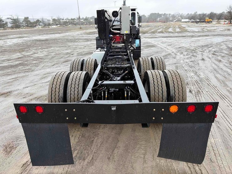 2025-dennis-eagle-proview-image-6