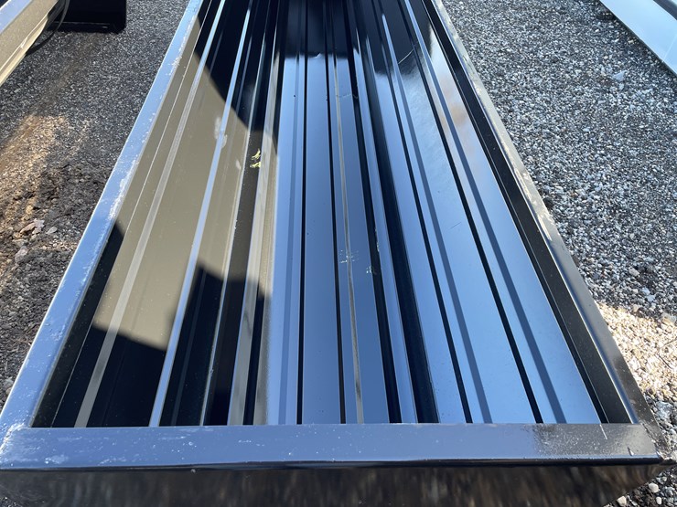 #3008-•-cattle-feed-trough-image-3