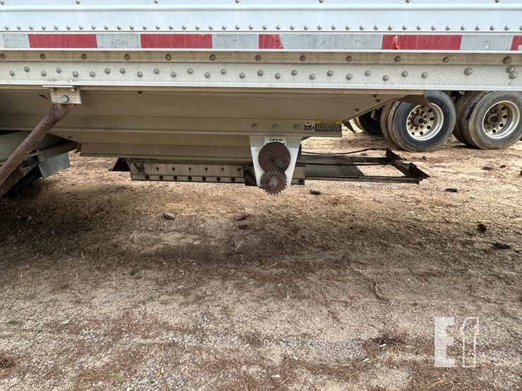 2005-wilson-grain-trailer-image-11