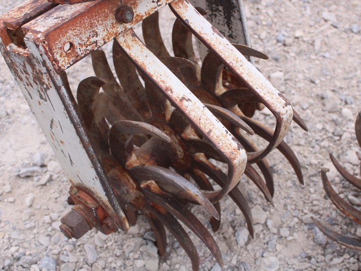 #1047-•-lilliston-8-row-field-cultivator-image-11