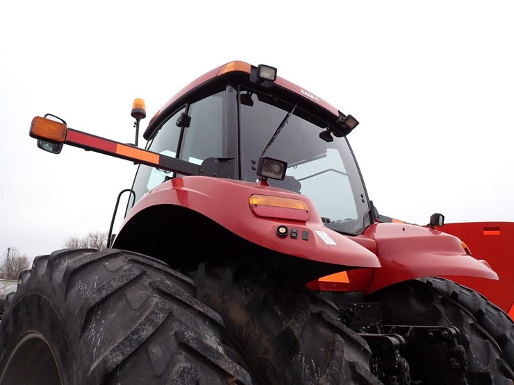 case-ih-magnum-290-image-14