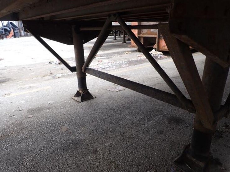 1997-stoughton-48-ft-image-34