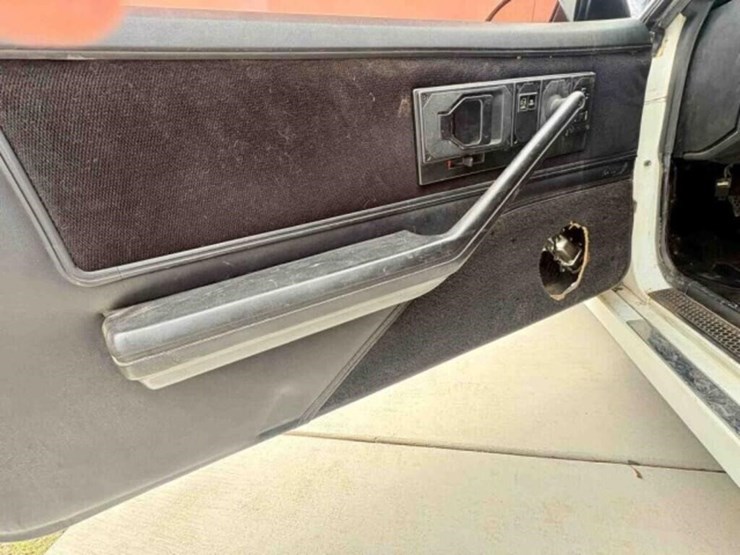 1988-camaro-z28-image-14