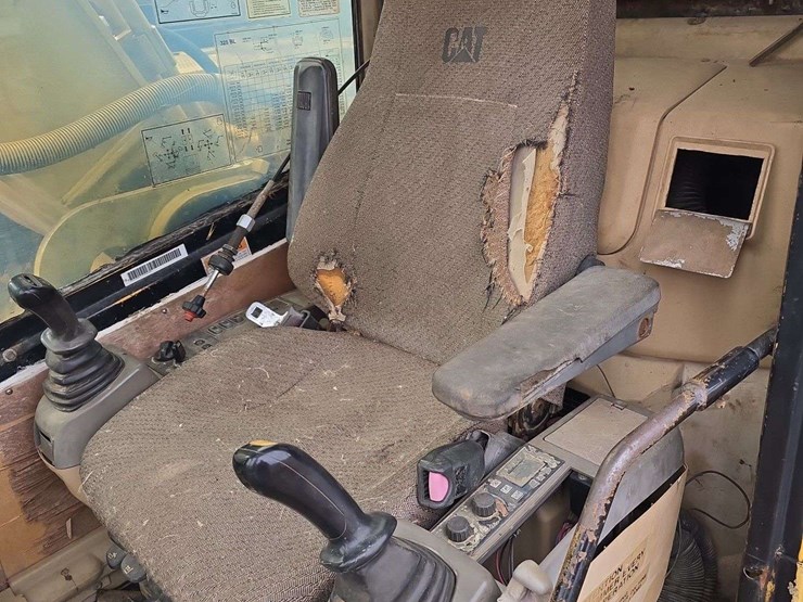 1998-caterpillar-325b-image-9