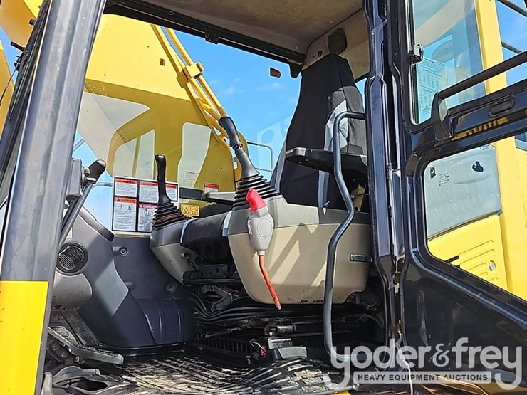 2016-komatsu-pc360-lc-11-image-35