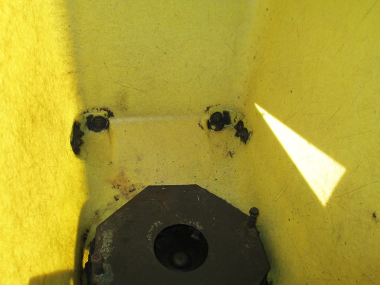 john-deere-7100-image-8