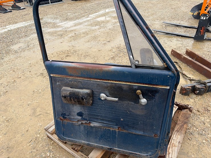 chevrolet-70-image-4