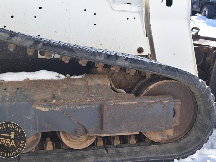 2016-bobcat-t650-image-38