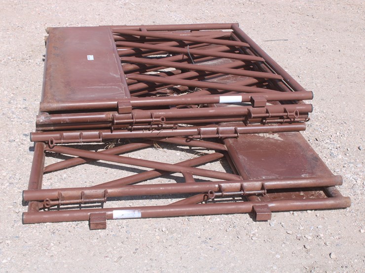 #2095-•-assorted-hi-qual-feeder-panels-image-1