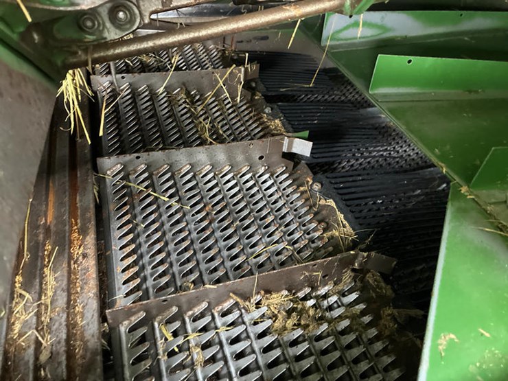 2014-john-deere-s670-image-66